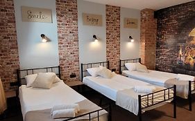 Hotel Tirest